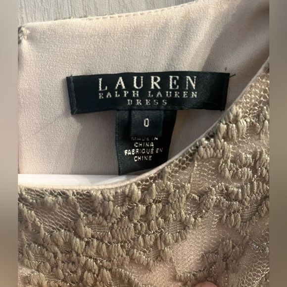 LAUREN by Ralph Lauren Scalloped Shimmering Metallic Lace Dress - Size 0 - Picture 8 of 12